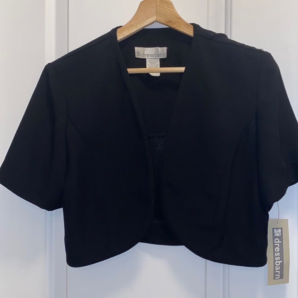 NWT Dress Barn short sleeve cropped blazer size 8